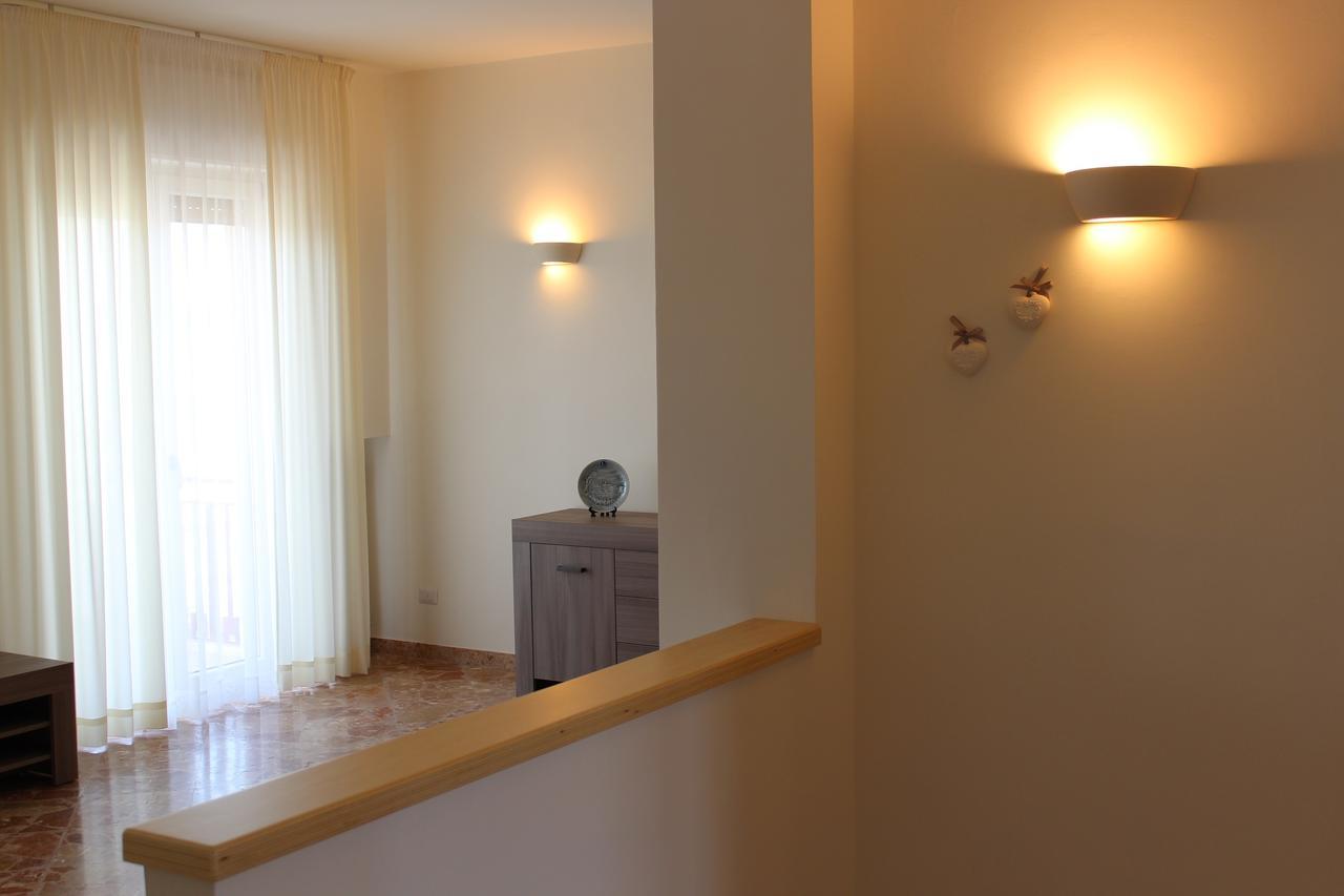 Aduepassidalmare Apartment Монополи Екстериор снимка